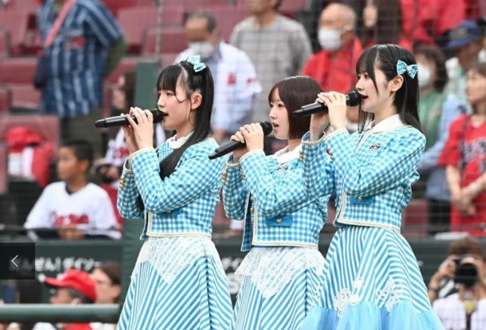 マツダスタジアムSTU48国歌斉唱